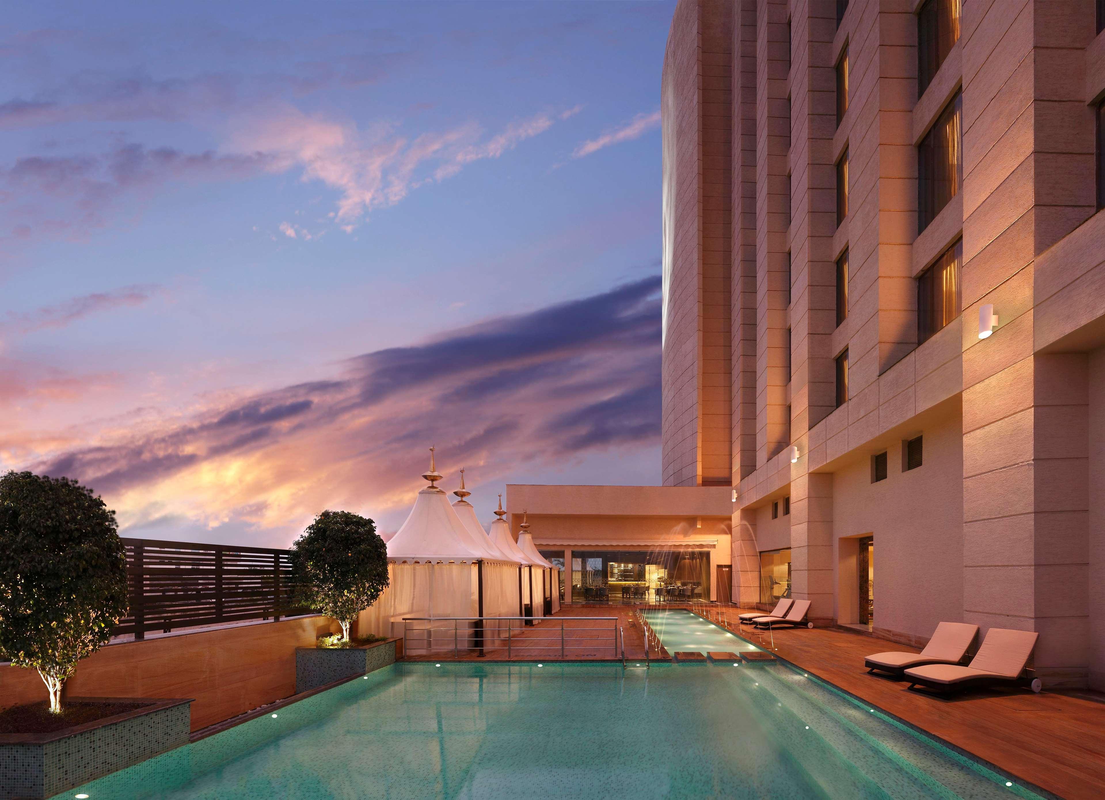 Hilton Jaipur Hotel Luaran gambar The Park, Hyderabad