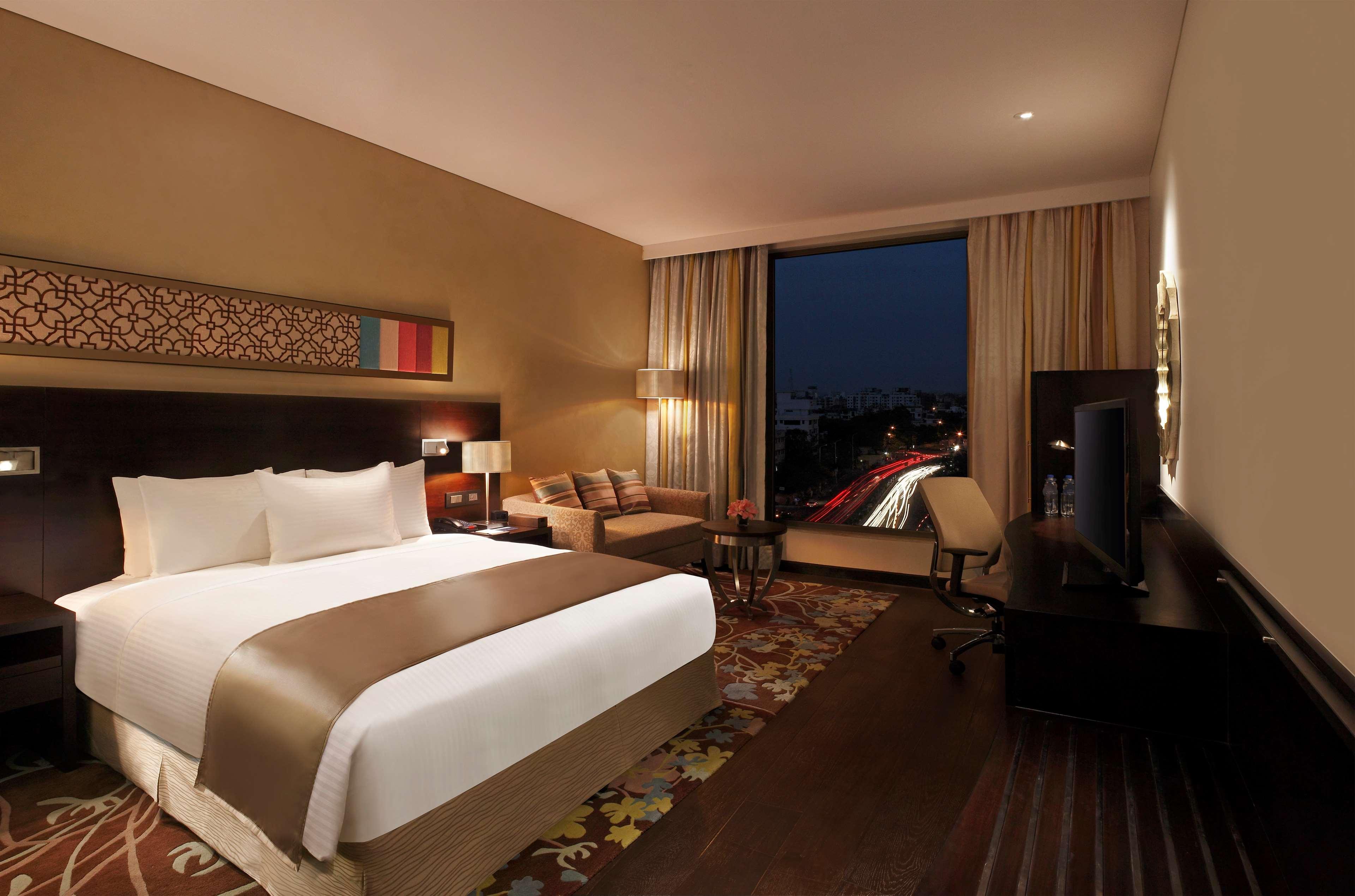 Hilton Jaipur Hotel Luaran gambar Deluxe Room