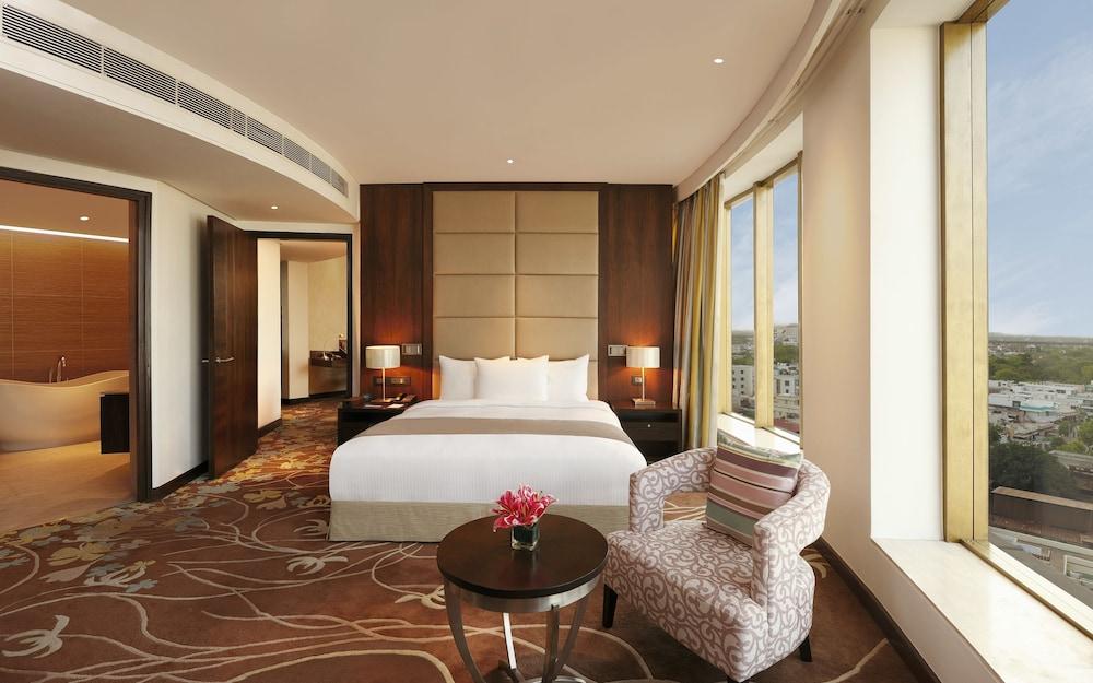 Hilton Jaipur Hotel Luaran gambar Suite at the Taj Bengal